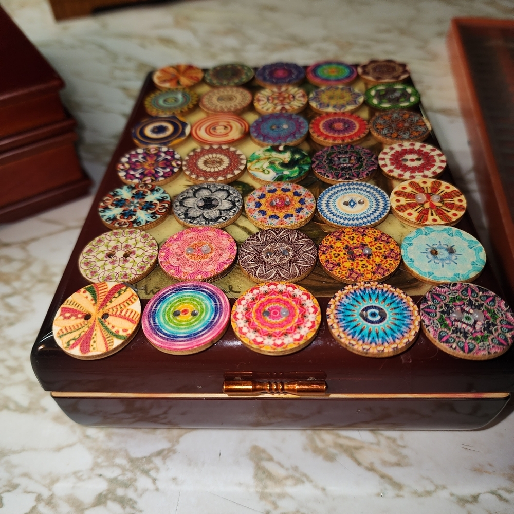 Colorful Wooden Deichert  Decorative Box
